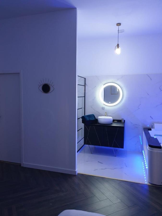 Miro Charme Et Volupte Perpignan